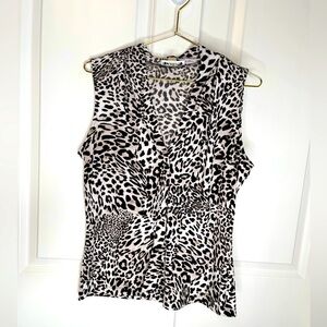CALVIN KLEIN White & Black Leopard Print Sleeveless V-neck Top M B11